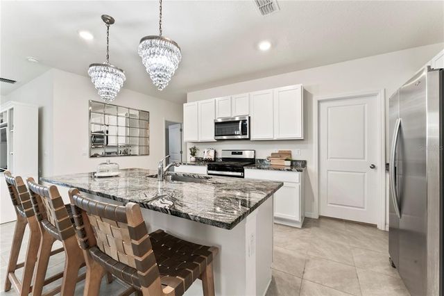35780 SUNFLOWER HILL DRIVE, Zephyrhills, FL 33541