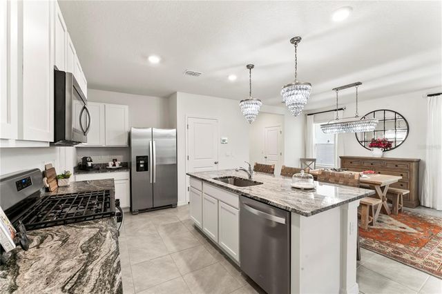 35780 SUNFLOWER HILL DRIVE, Zephyrhills, FL 33541