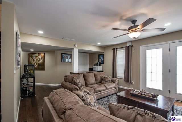 507 Richmond Court, Elizabethtown, KY 42701