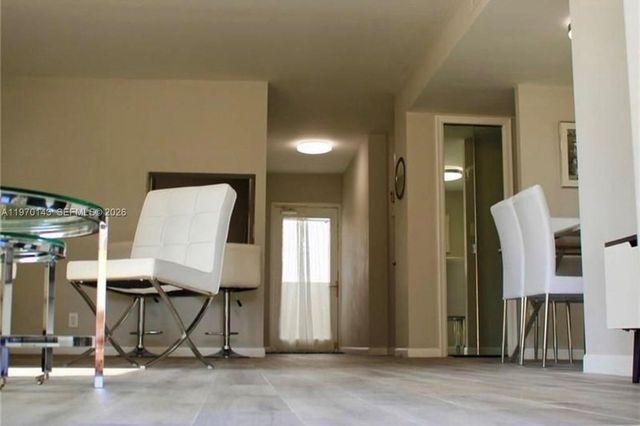 2200 NE 33rd Ave 2K, Fort Lauderdale, FL 33305