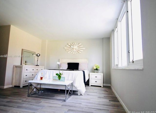 2200 NE 33rd Ave 2K, Fort Lauderdale, FL 33305