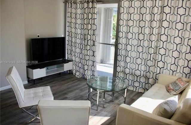 2200 NE 33rd Ave 2K, Fort Lauderdale, FL 33305