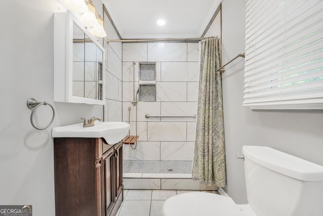 260 Arrow Point Road, Jackson, GA 30233