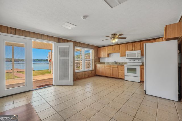260 Arrow Point Road, Jackson, GA 30233