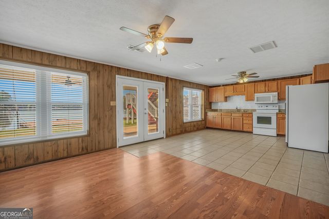 260 Arrow Point Road, Jackson, GA 30233
