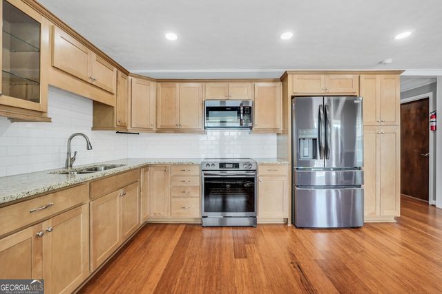 260 Arrow Point Road, Jackson, GA 30233