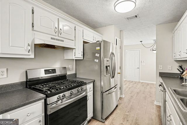 2305 Sugarleaf Trail, Hampton, GA 30228