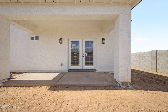9399 W CONCORDIA Drive, Arizona City, AZ 85123