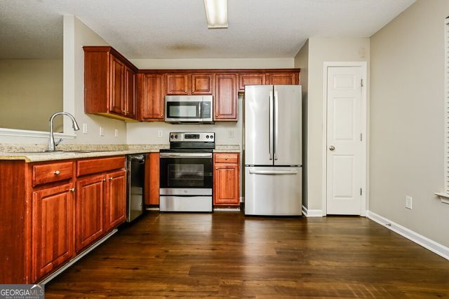 153 Lossie Lane, Mcdonough, GA 30253