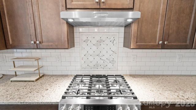261 Stone Mountain Way, Denver, NC 28037
