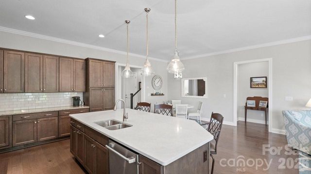 261 Stone Mountain Way, Denver, NC 28037