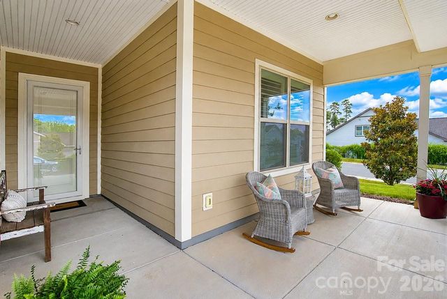 261 Stone Mountain Way, Denver, NC 28037