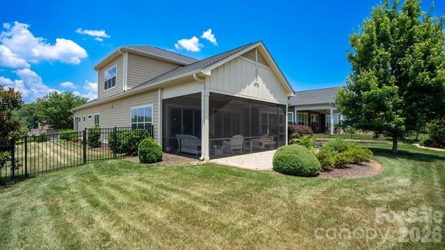 261 Stone Mountain Way, Denver, NC 28037