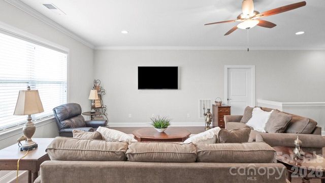 261 Stone Mountain Way, Denver, NC 28037