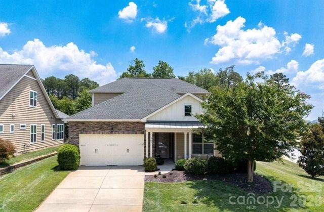 261 Stone Mountain Way, Denver, NC 28037