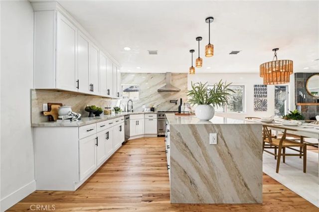 8454 Naylor Avenue, Los Angeles, CA 90045