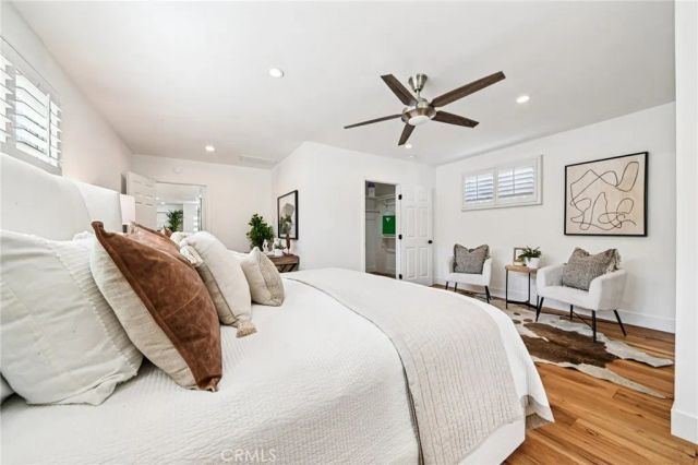 8454 Naylor Avenue, Los Angeles, CA 90045