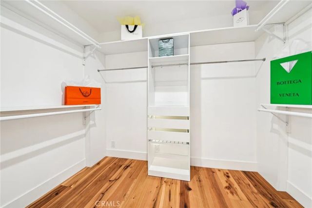 8454 Naylor Avenue, Los Angeles, CA 90045