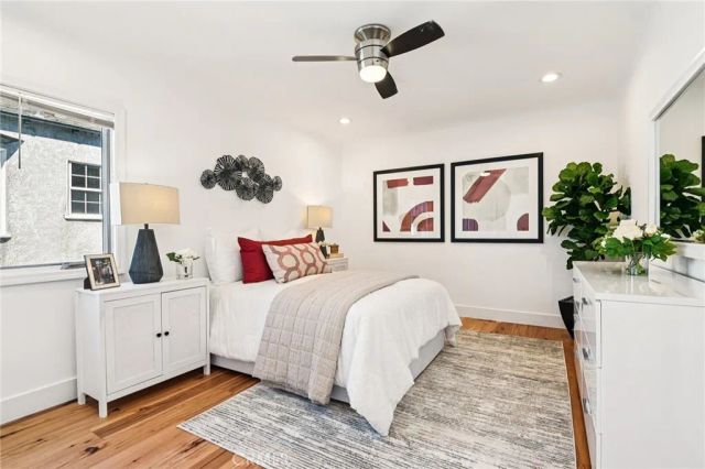 8454 Naylor Avenue, Los Angeles, CA 90045