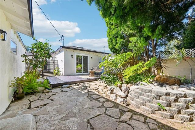 8454 Naylor Avenue, Los Angeles, CA 90045