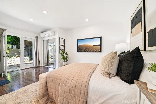 8454 Naylor Avenue, Los Angeles, CA 90045