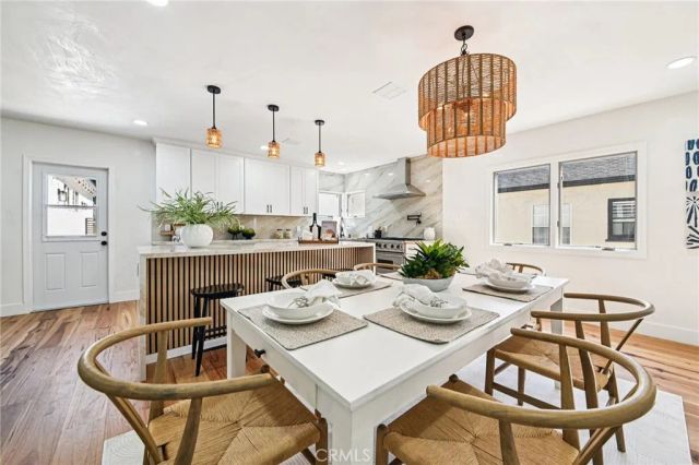 8454 Naylor Avenue, Los Angeles, CA 90045