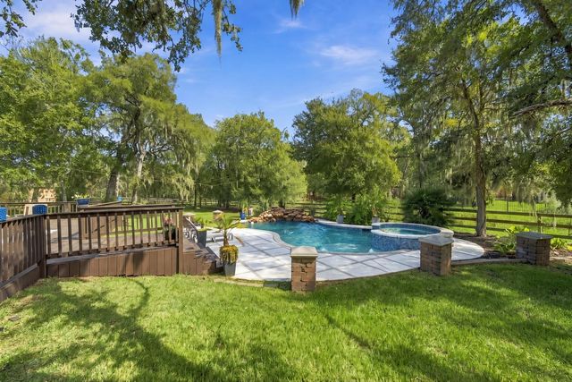 32703 Wales Circle, Fulshear, TX 77441