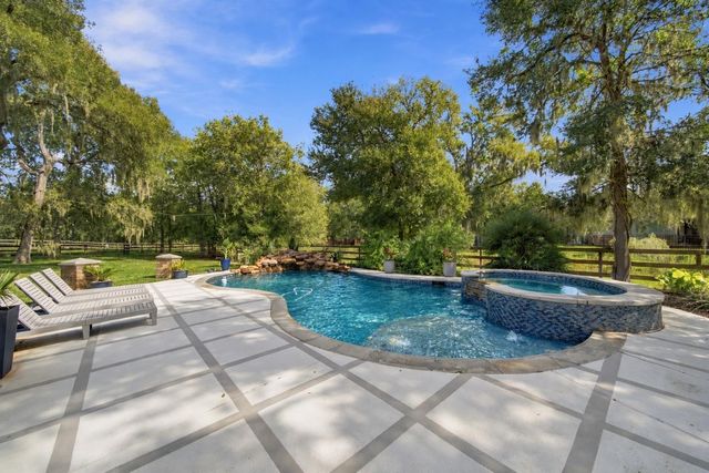 32703 Wales Circle, Fulshear, TX 77441