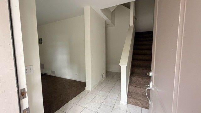 717 N Keystone Lane, Vernon Hills, IL 60061