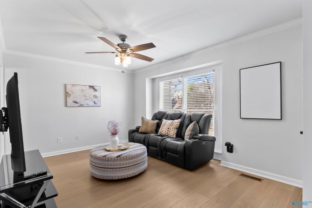 6957 Steeplechase Drive NW, Huntsville, AL 35806