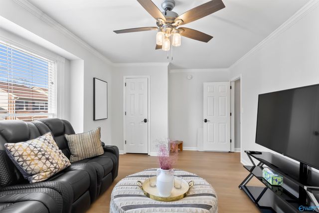 6957 Steeplechase Drive NW, Huntsville, AL 35806