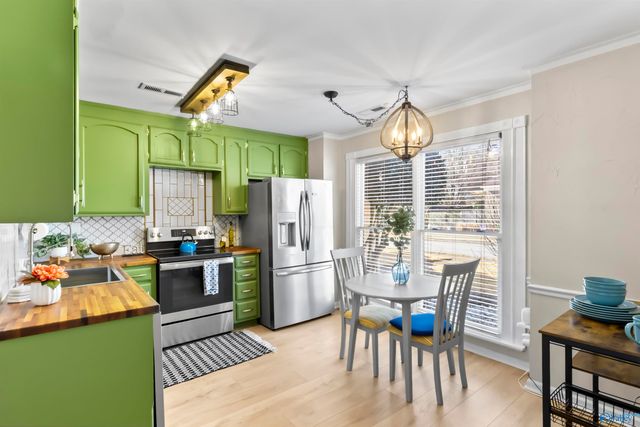 6957 Steeplechase Drive NW, Huntsville, AL 35806