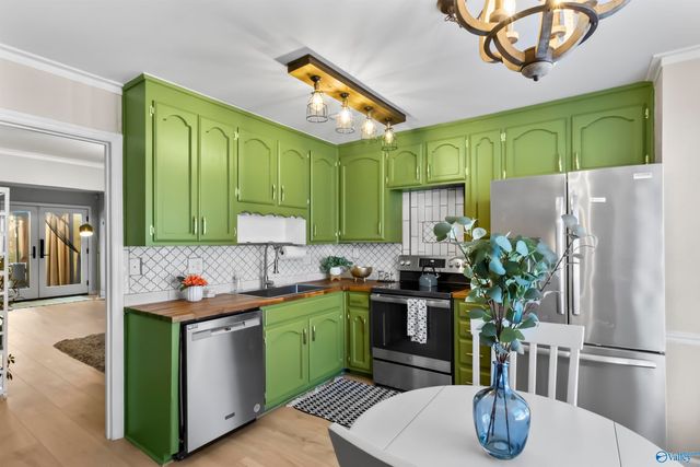 6957 Steeplechase Drive NW, Huntsville, AL 35806