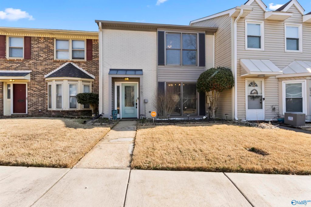 6957 Steeplechase Drive NW, Huntsville, AL 35806