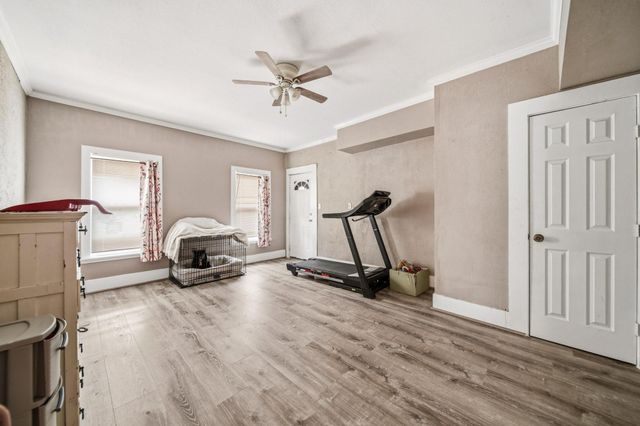 1302 20th Street 1, Huntsville, TX 77340