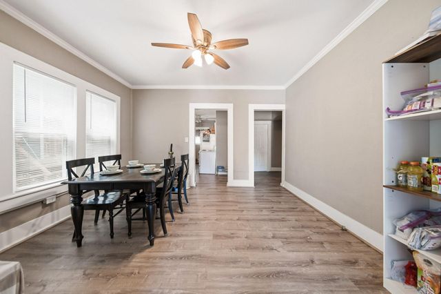 1302 20th Street 1, Huntsville, TX 77340