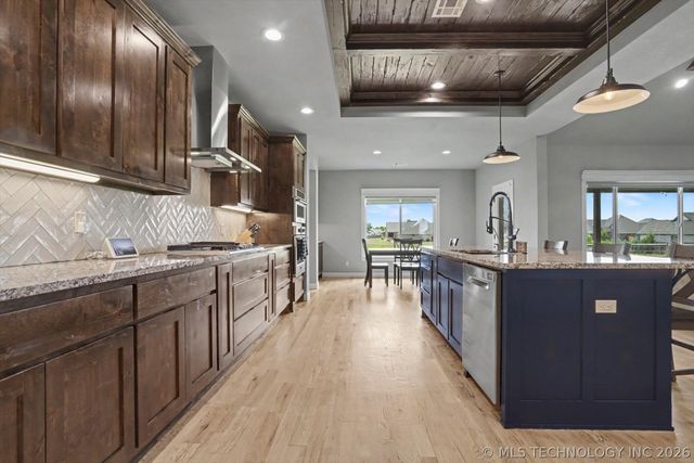 11410 S 212th East Avenue, Broken Arrow, OK 74014