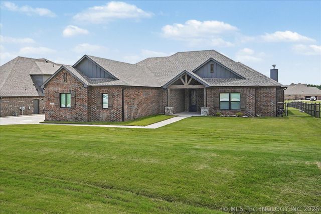 11410 S 212th East Avenue, Broken Arrow, OK 74014