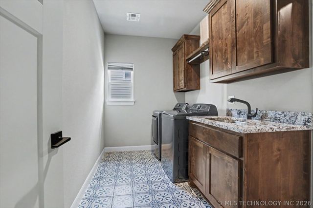 11410 S 212th East Avenue, Broken Arrow, OK 74014