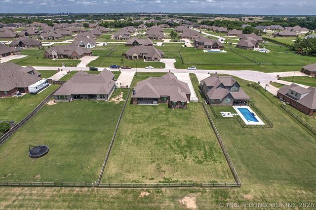 11410 S 212th East Avenue, Broken Arrow, OK 74014