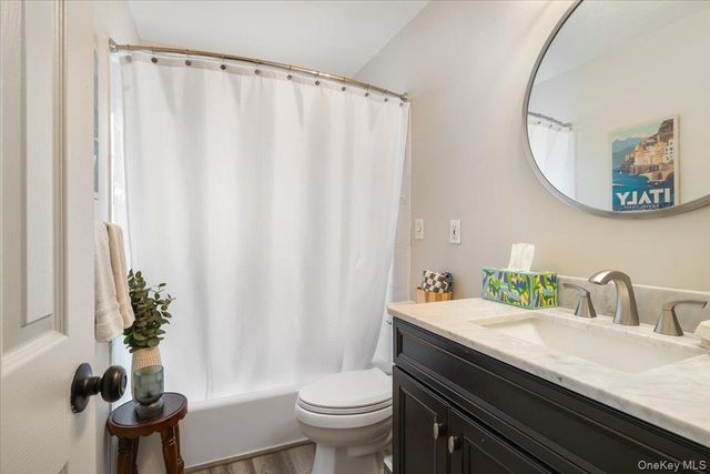 3603 Southview Avenue, Wantagh, NY 11793