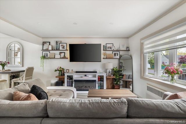 3603 Southview Avenue, Wantagh, NY 11793