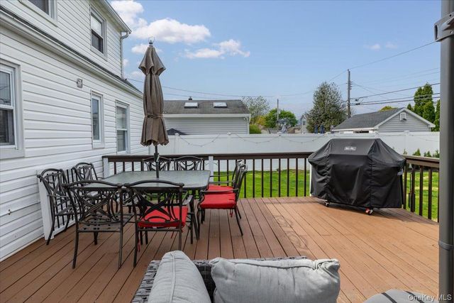 3603 Southview Avenue, Wantagh, NY 11793