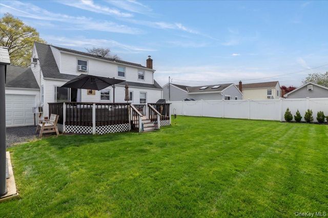 3603 Southview Avenue, Wantagh, NY 11793