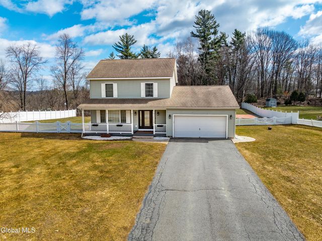 6 Joseph Court, Schaghticoke, NY 12154