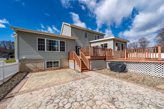 6 Joseph Court, Schaghticoke, NY 12154