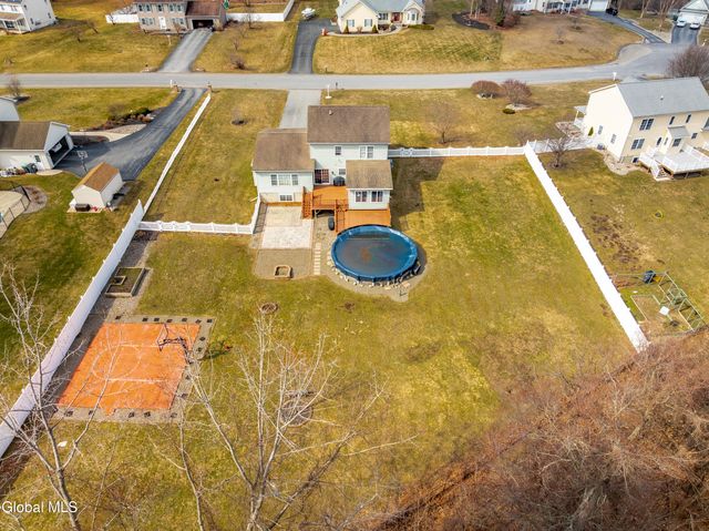 6 Joseph Court, Schaghticoke, NY 12154