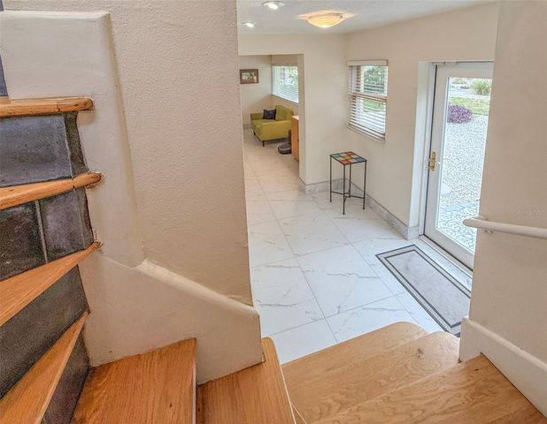 237 20TH AVENUE SE, St Petersburg, FL 33705