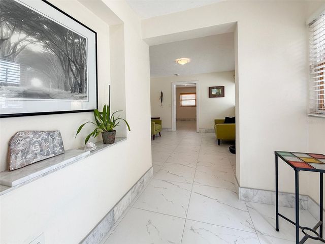 237 20TH AVENUE SE, St Petersburg, FL 33705