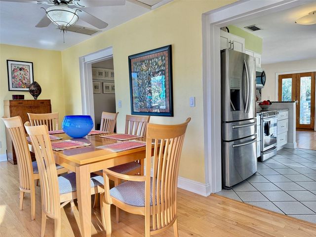 237 20TH AVENUE SE, St Petersburg, FL 33705